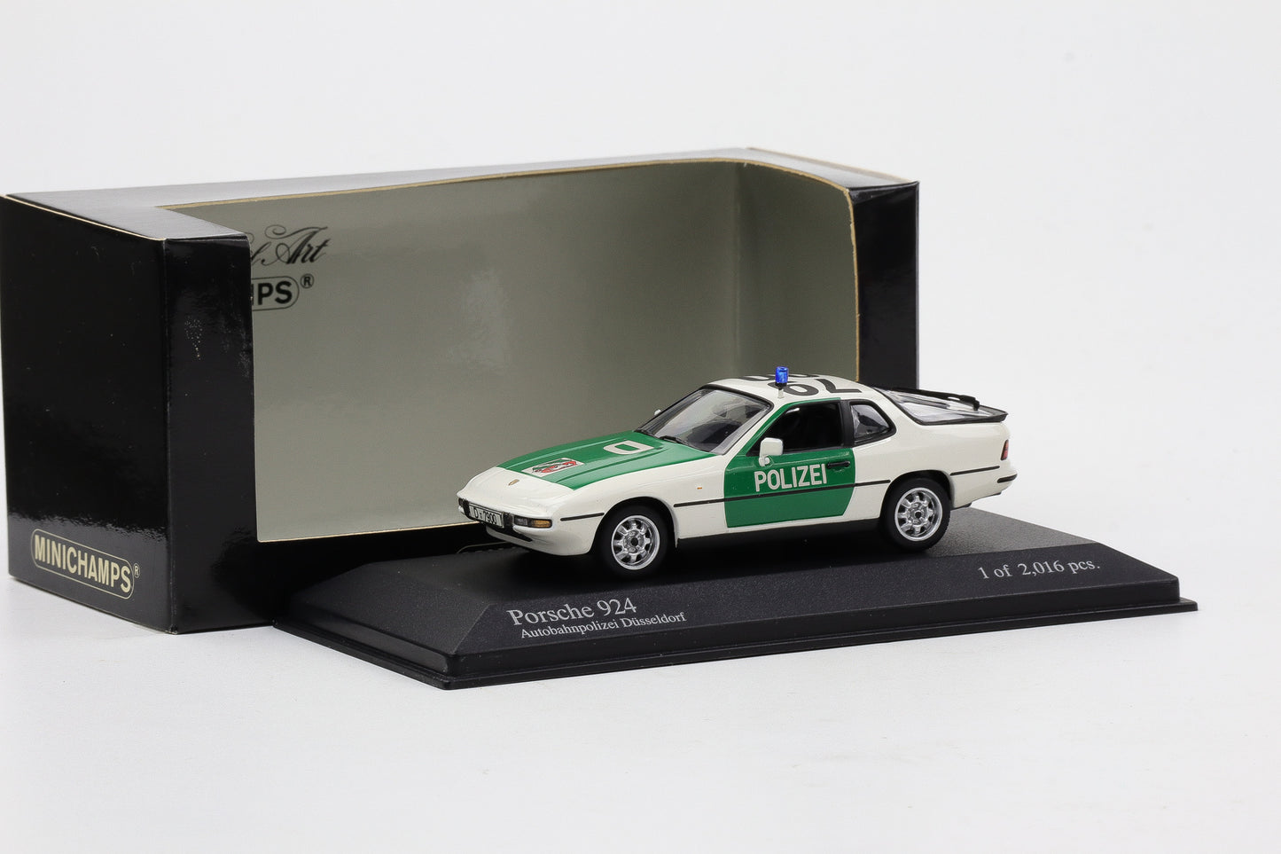 1:43 Minichamps Porsche 911 924 1970 Autobahnpolizei Düsseldorf grün-weiß