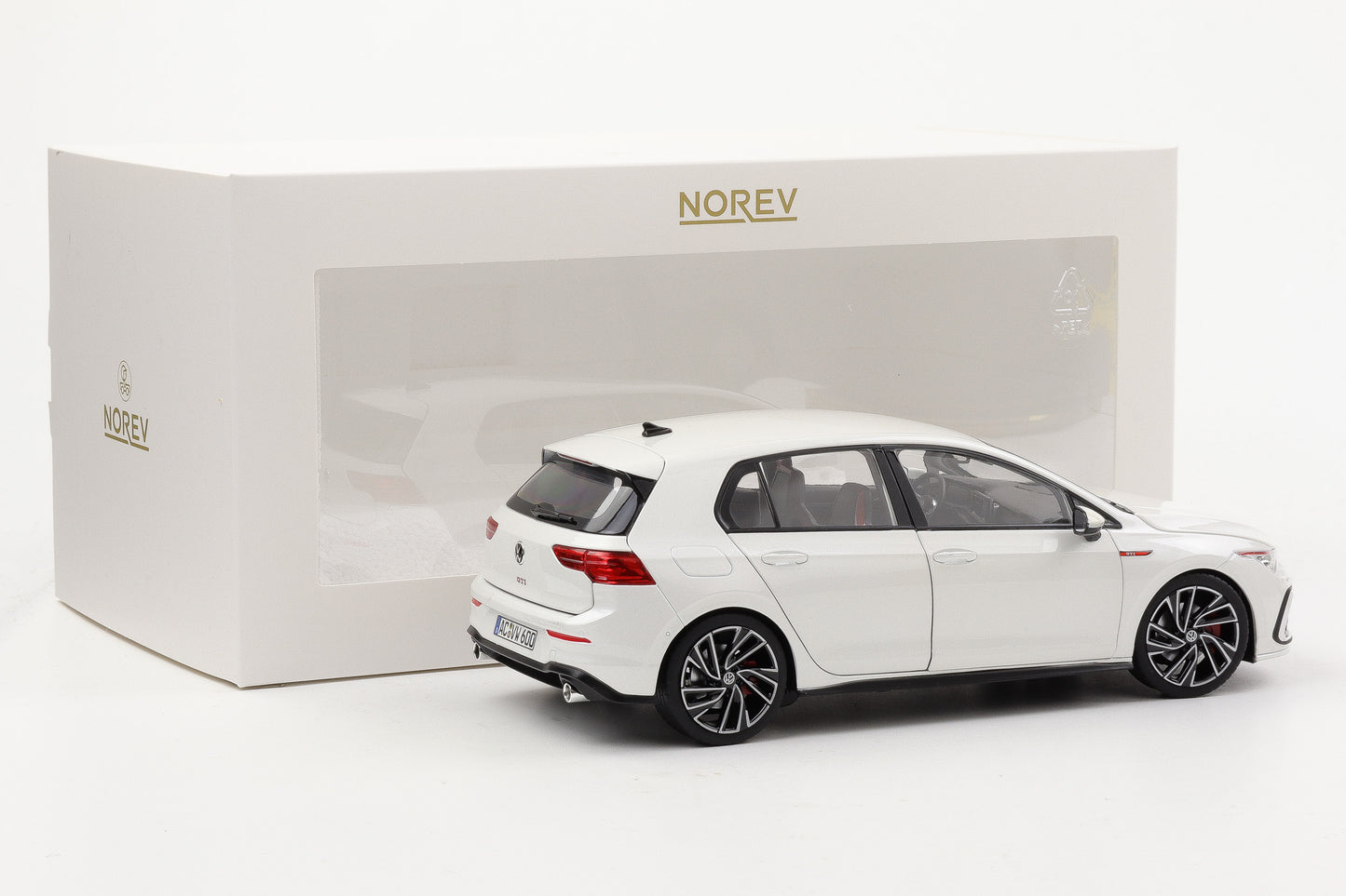 1:18 Norev VW Volkswagen Golf VIII GTI 5-door 2021 whitemetallic 188593