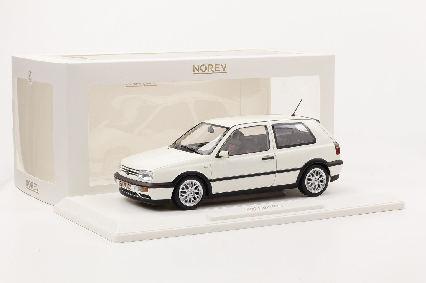 1:18 Norev VW Volkswagen Golf III 3 GTI 1996 Candywhite 20 Years Edition 188508