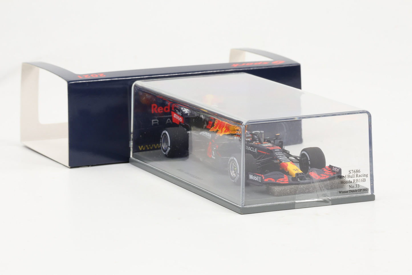 1:43 Spark Red Bull Racing Honda RB16B Formel 1 Winner Dutch GP 2021 Verstappen S7686