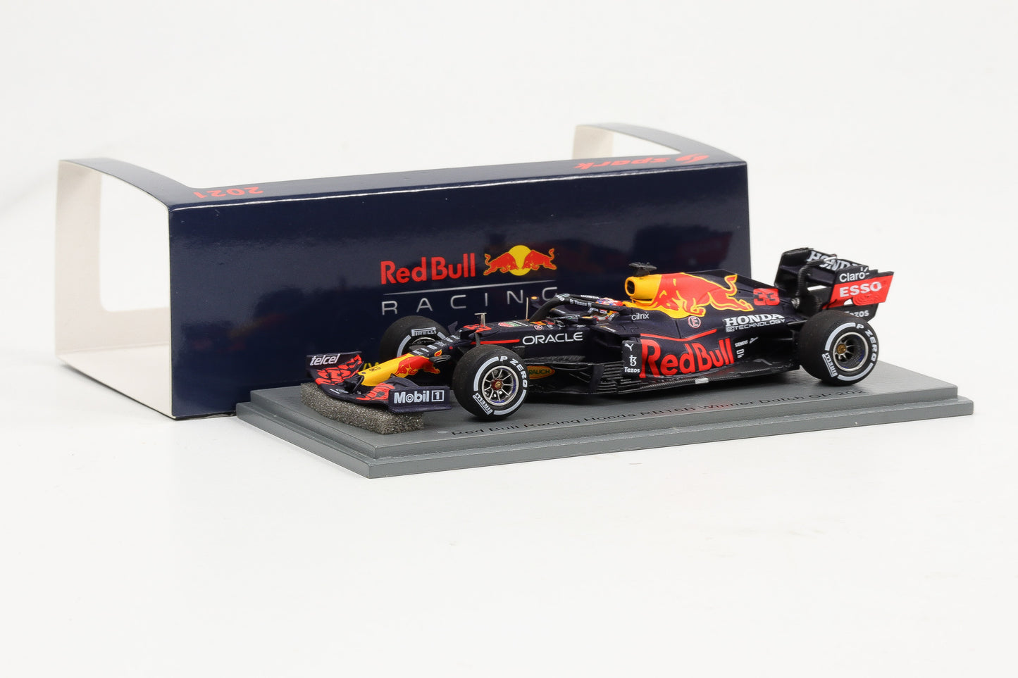 1:43 Spark Red Bull Racing Honda RB16B Formel 1 Winner Dutch GP 2021 Verstappen S7686