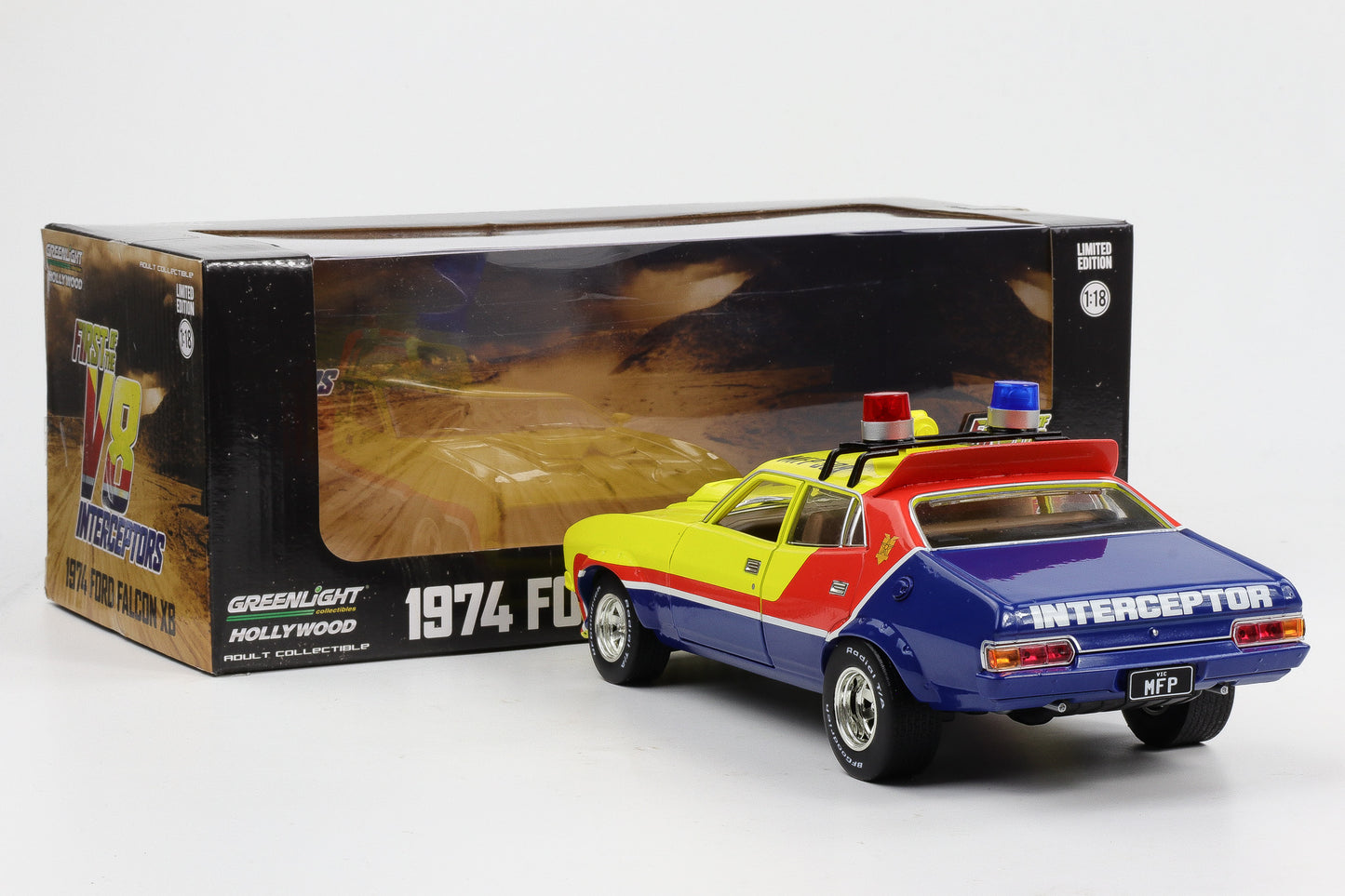 1:18 Greenlight 1974 Ford Falcon XB First of the V8 Interceptors Mad Max Movie