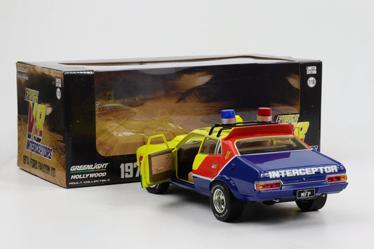 1:18 Greenlight 1974 Ford Falcon XB First of the V8 Interceptors Mad Max Movie