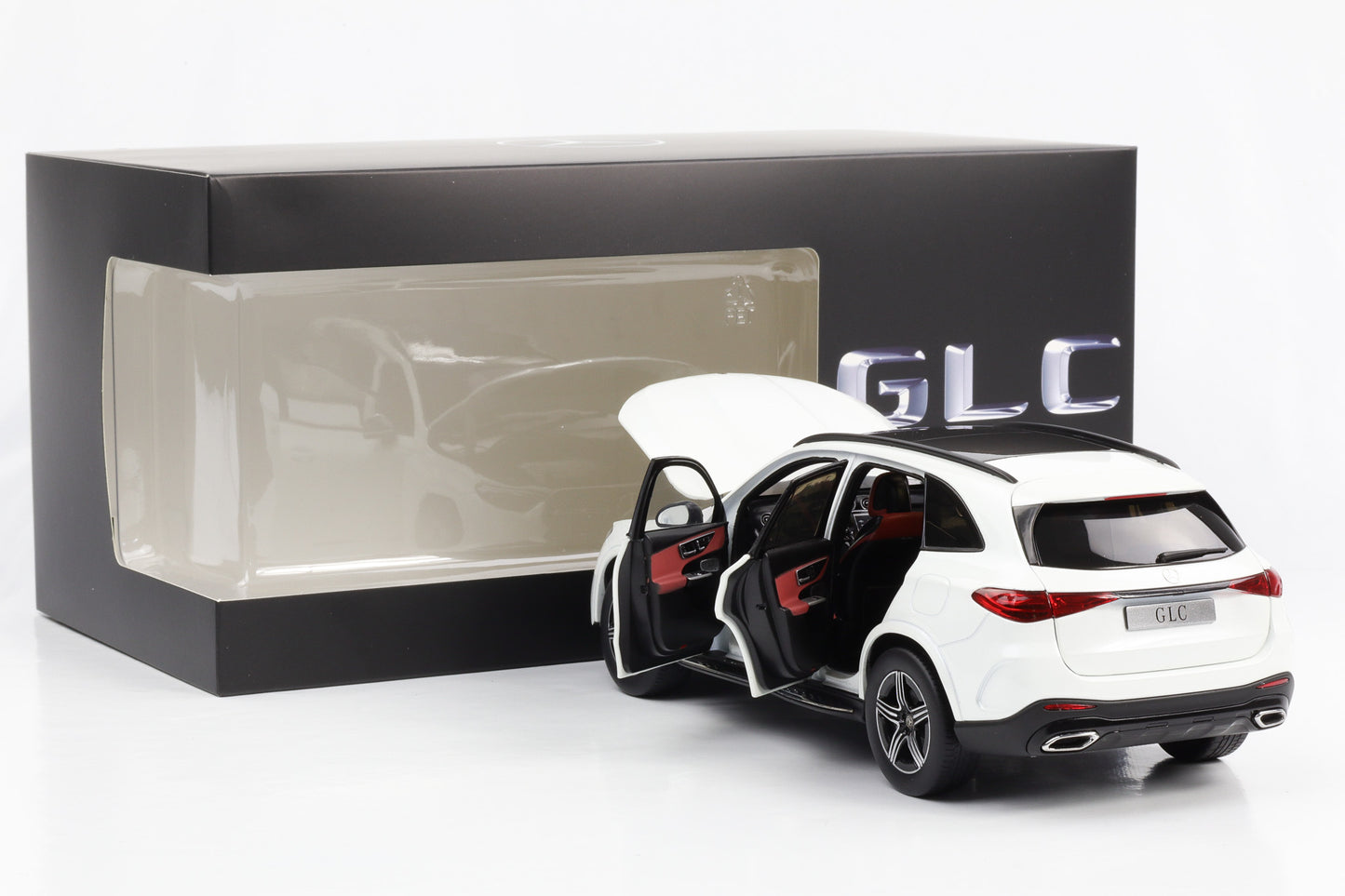 1:18 Mercedes-Benz GLC AMG Line X254 2023 opalithweiß bright iScale Dealer Limited
