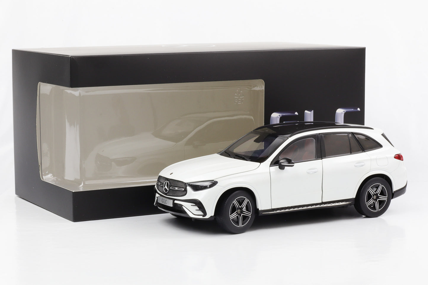 1:18 Mercedes-Benz GLC AMG Line X254 2023 opalithweiß bright iScale Dealer Limited