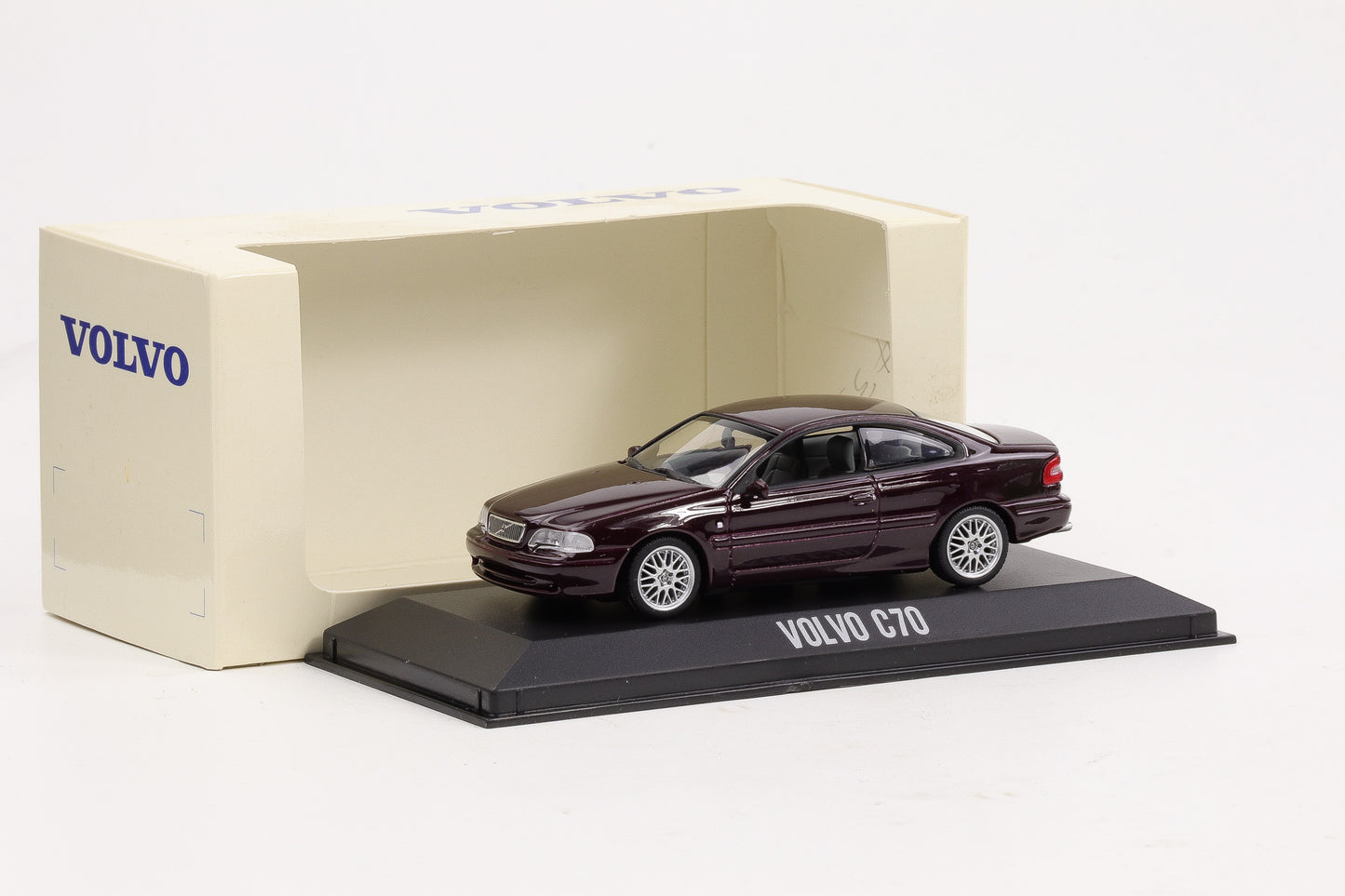 1:43 Minichamps Volvo C70 dunkellila metallic diecast dealer