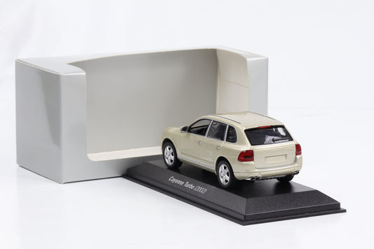 1:43 Porsche Cayenne Turbo 2002 beige metallic Minichamps WAP Dealer