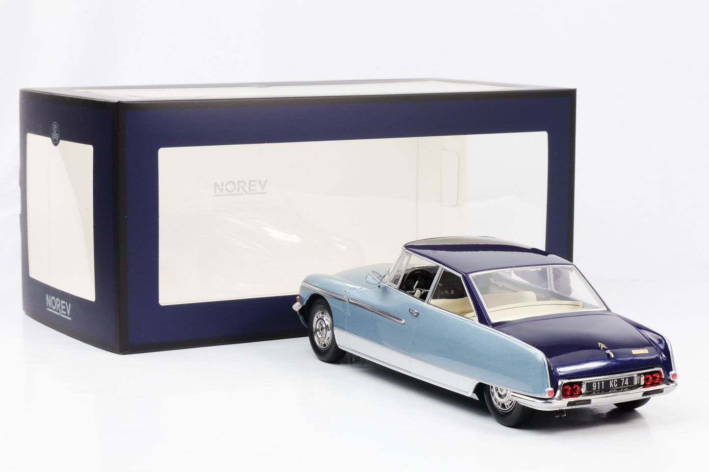 1:18 Citroen DS 21 Le Léman 1968 hell- und dunkelblau Norev 181752 1/300 pcs