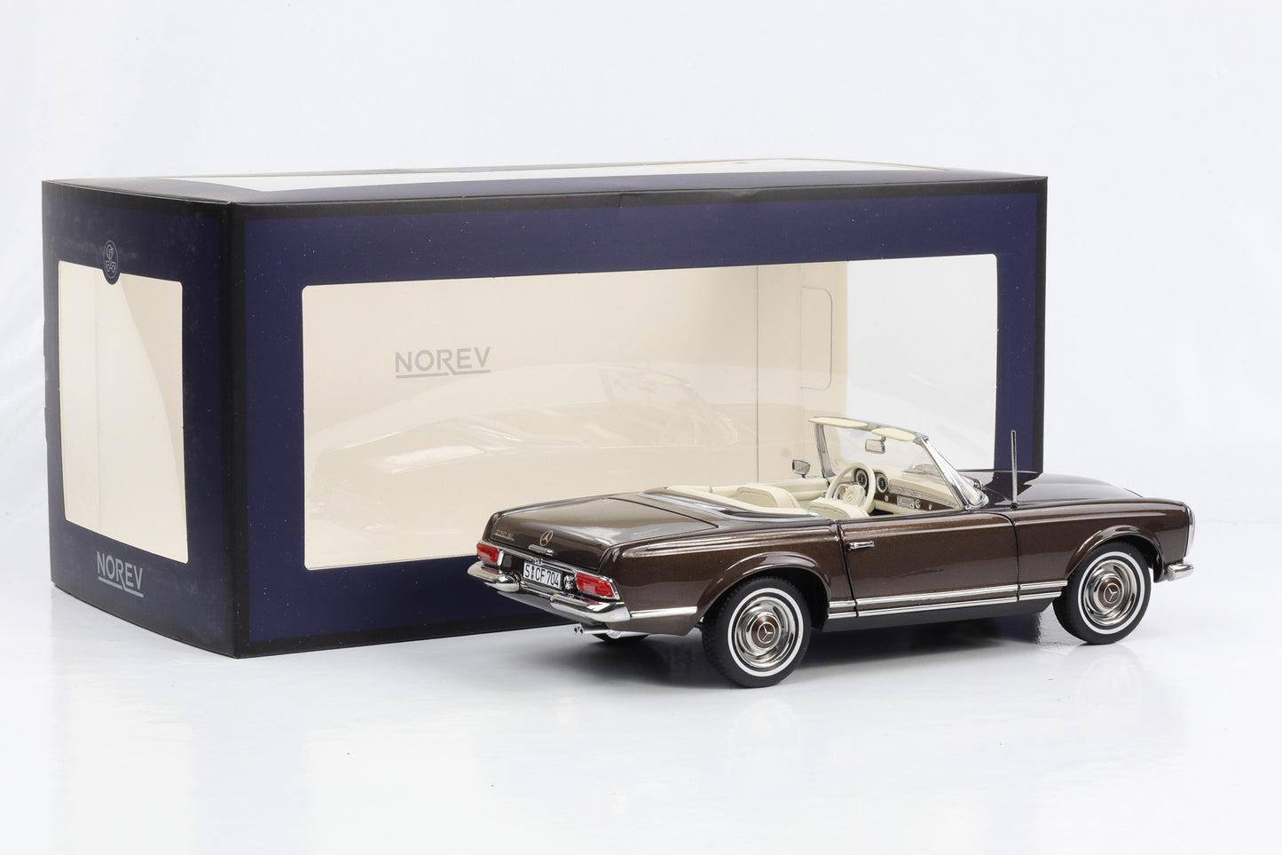 1:18 Mercedes-Benz 230 SL W113 Pagode 1963 bronce metallic Softtop Norev 183991