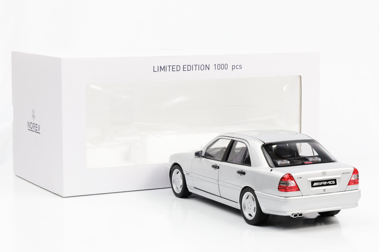 1:18 Mercedes-Benz C36 AMG W202 Limousine 1993 Silbermetallic Norev limited