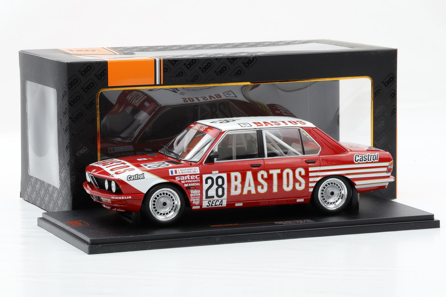 1:18 IXO BMW 528i E28 #29 Bastos 24h Spa 1982 Guitteny Bleynie 18RMC182B