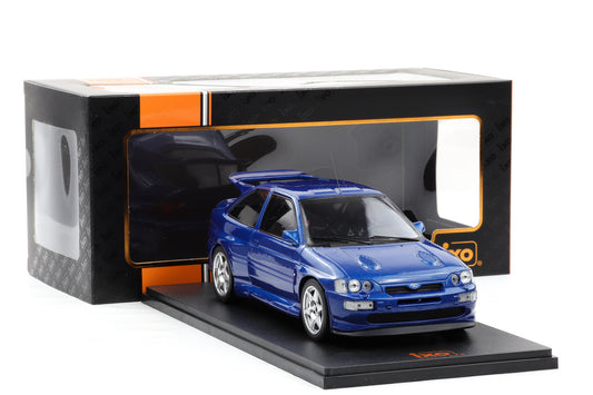 1:18 IXO Ford Escort RS Cosworth 1996 Ready to race blau metallic 18CMC184