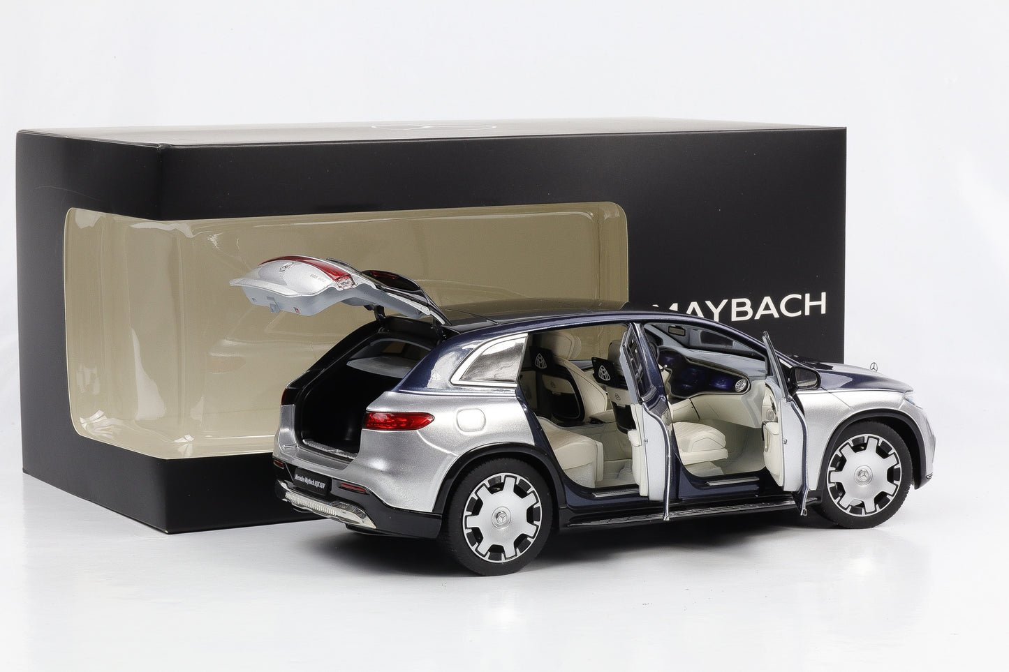 1:18 NZG Mercedes-Maybach EQS 680 (Z296) SUV 2024 silber-schwarz