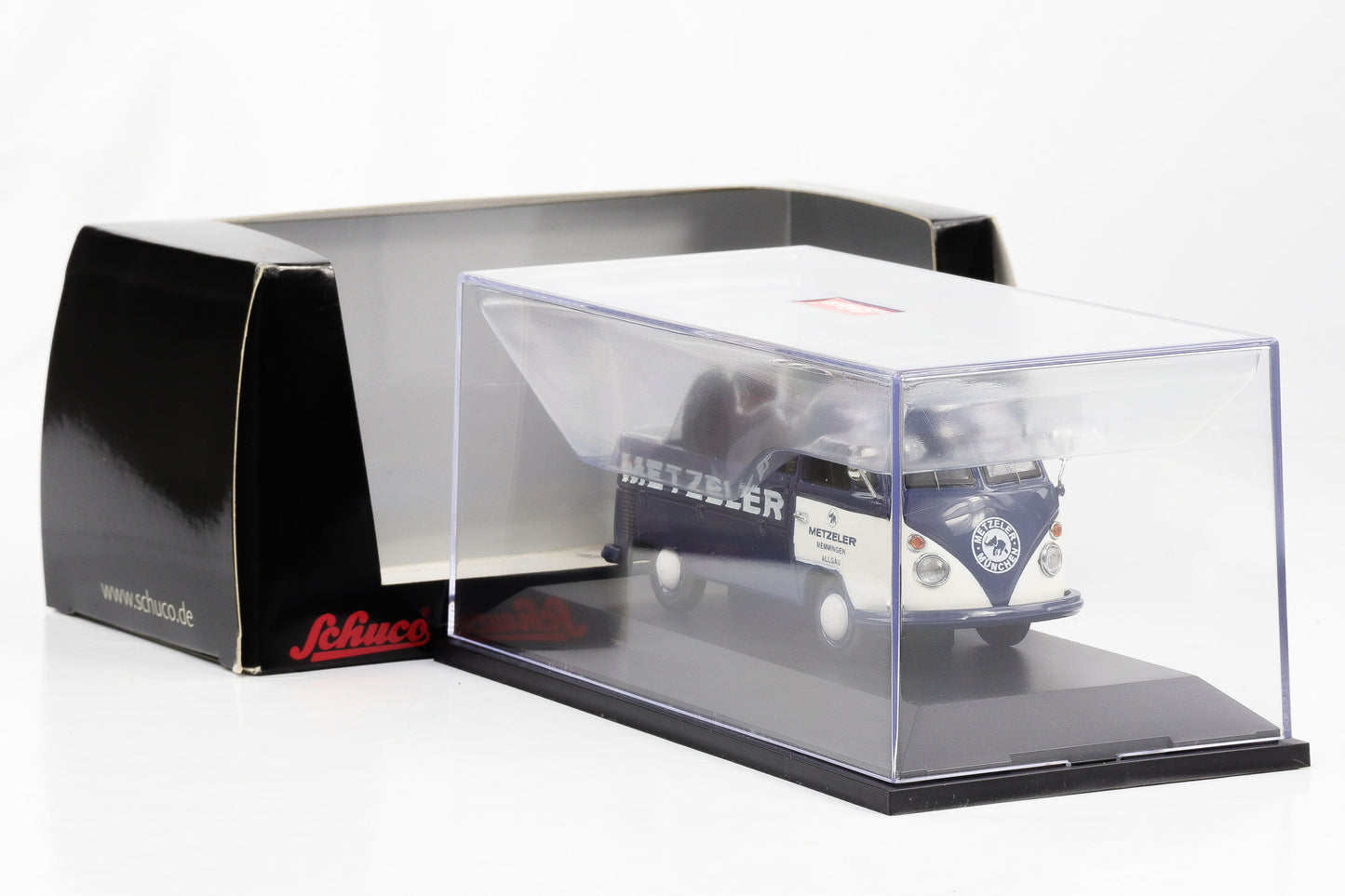 1:43 VW T1 Metzeler dunkelblau-weiss Schuco diecast 450260600