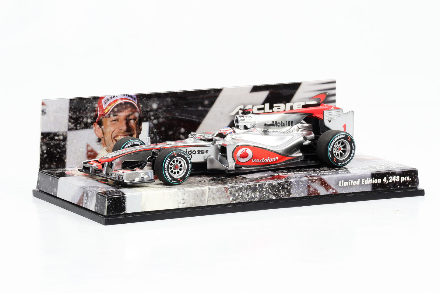 1:43 Minichamps Vodafone McLaren Mercedes MP 4-25 Winner Australien GP J. Button F1 2010