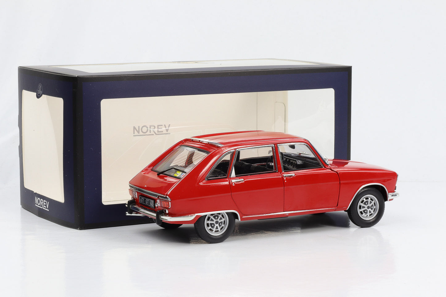 1:18 Citroen DS 21 Le Léman 1968 azul claro y oscuro Norev