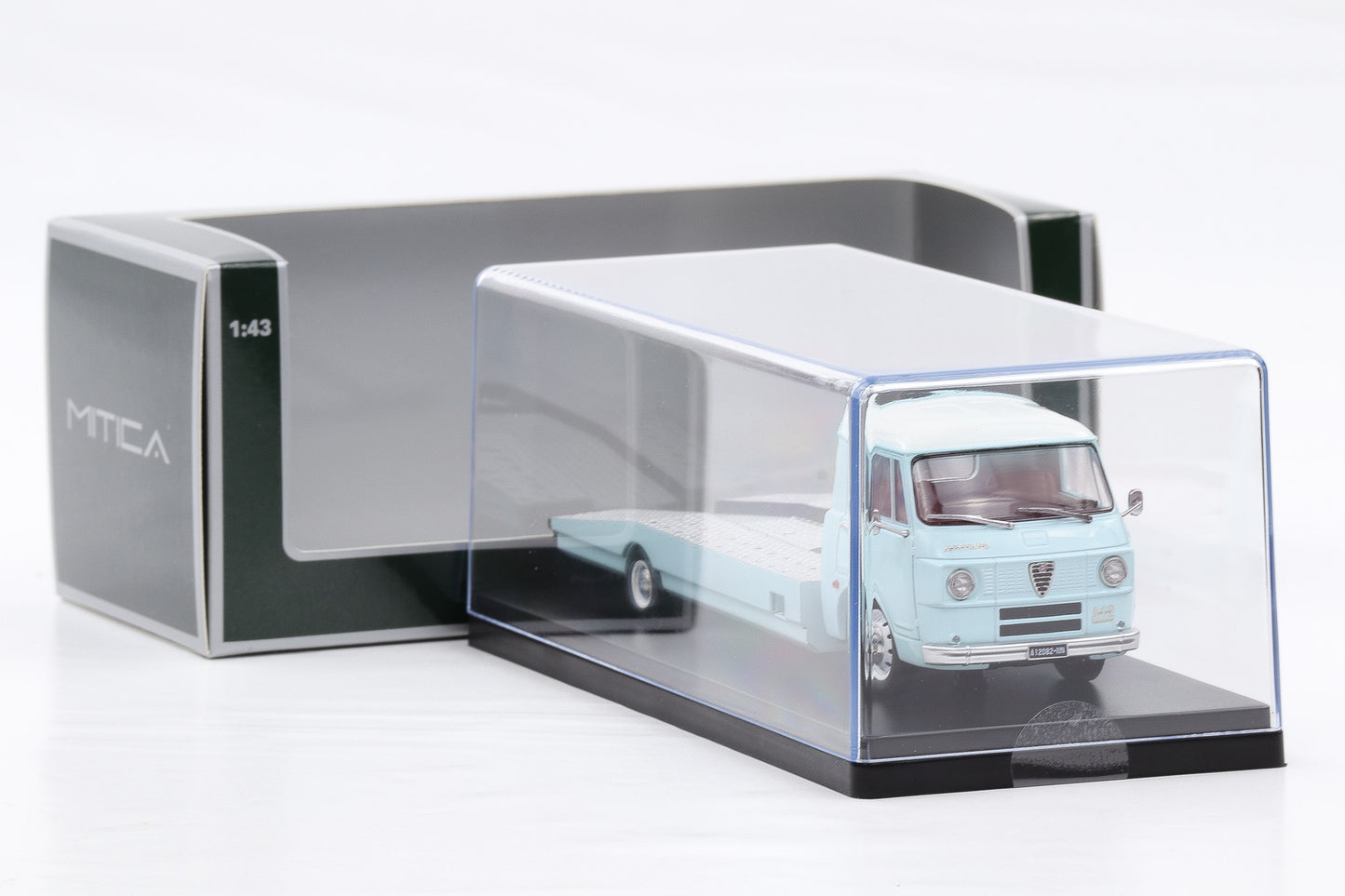 1:43 Mitica Alfa Romeo A12 F12 Car Hauler Transporter LKW 1967 hellblau diecast