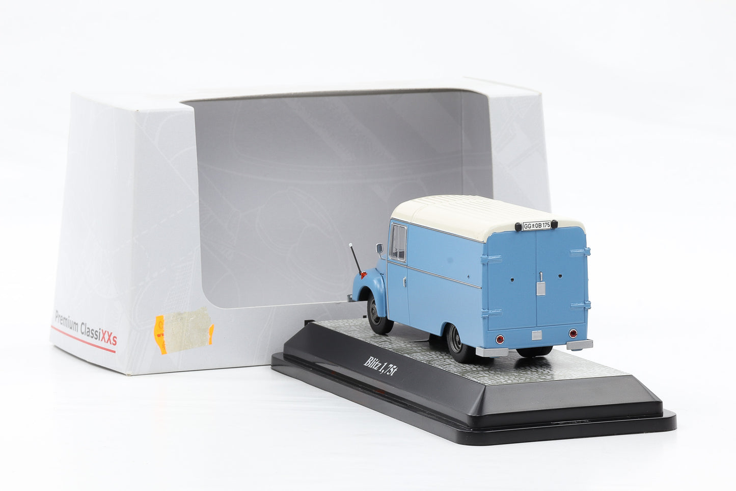 1:43 Premium Classixxs Opel Blitz 1,75t LKW 1952 hellblau no.11600 1000pcs