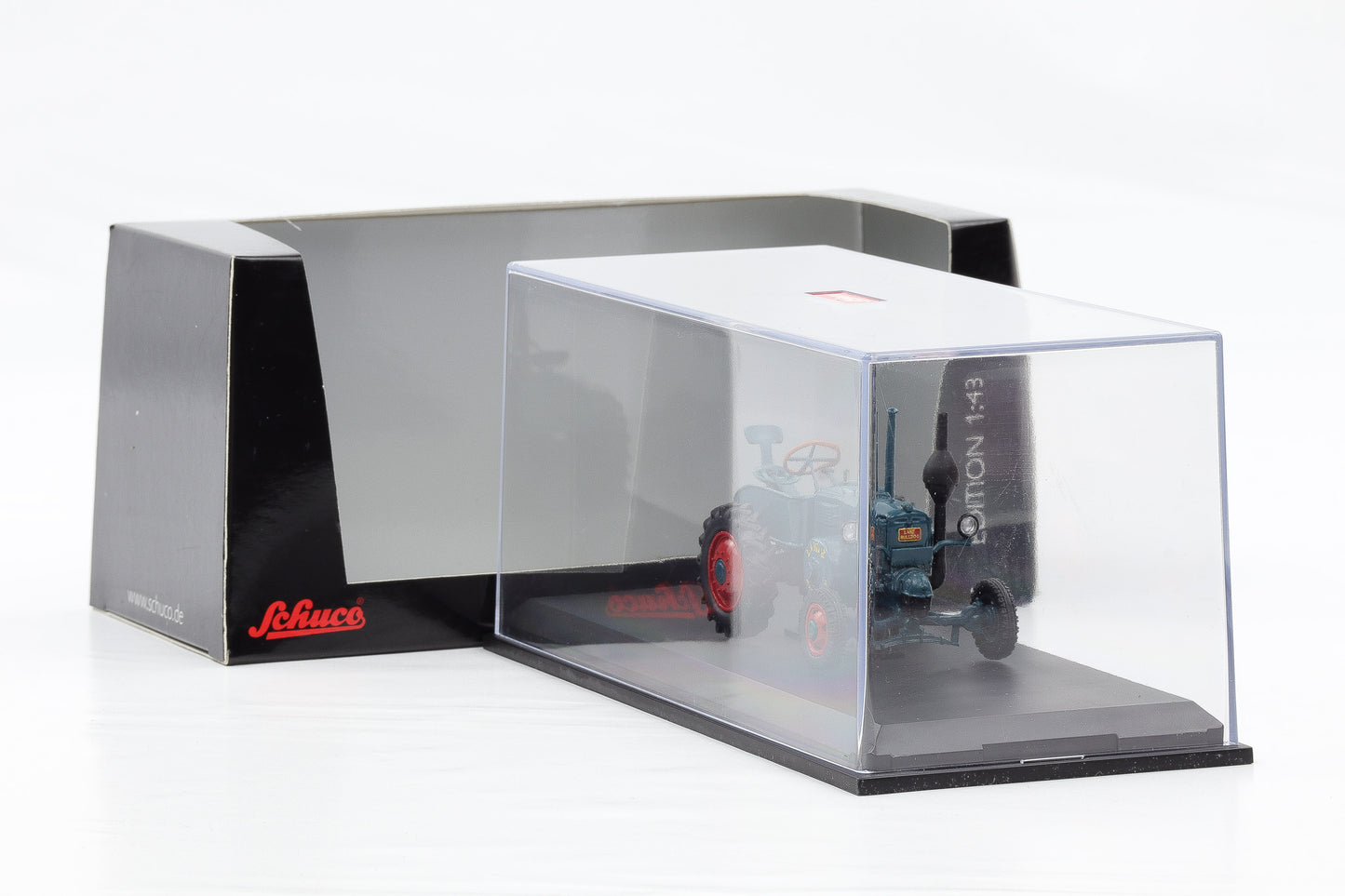 1:43 Schuco Lanz Bulldog blau no.02641