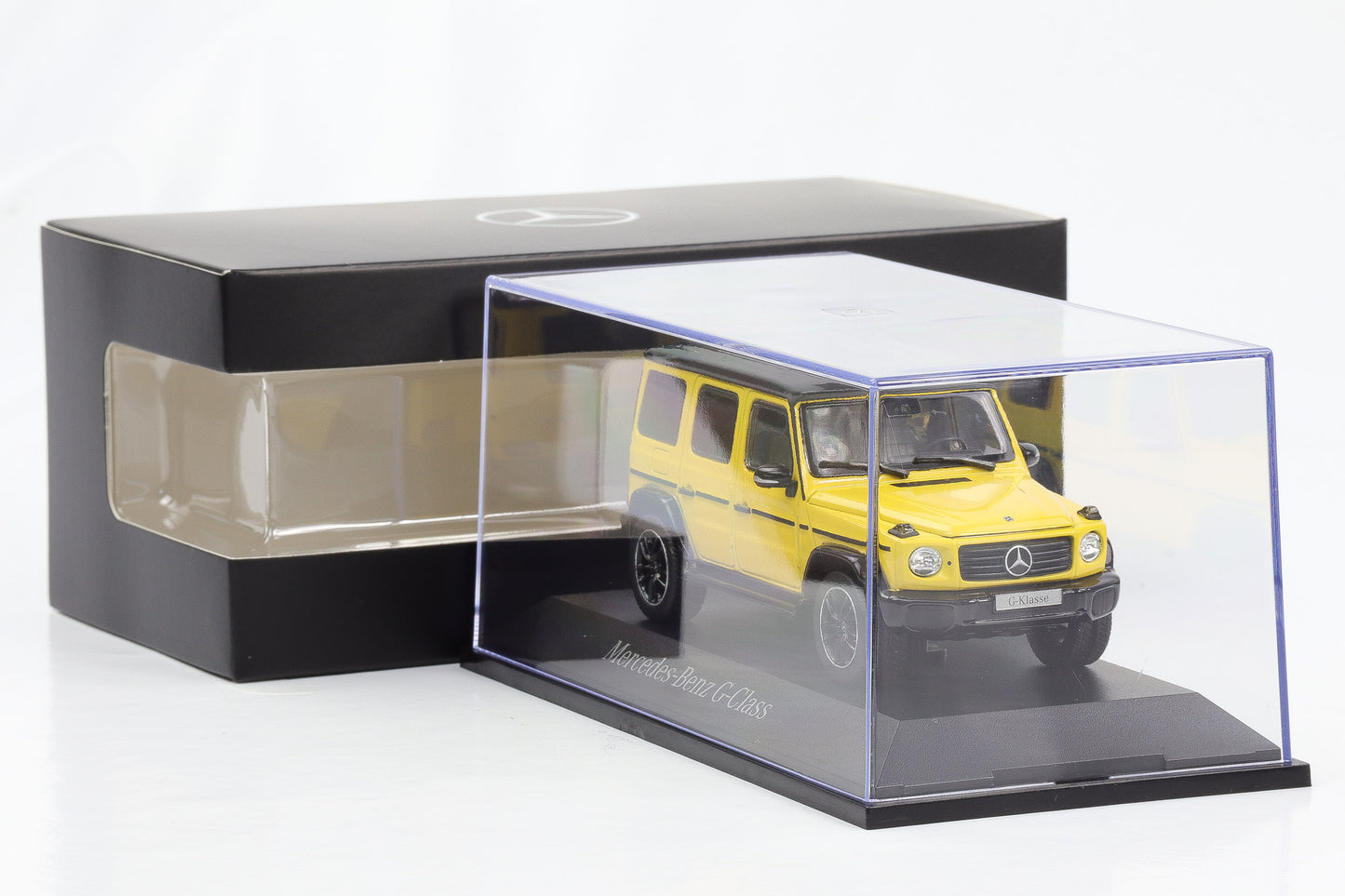1:43 Norev Mercedes-Benz G-Klasse G500 W463 Sonnengelb Dealer