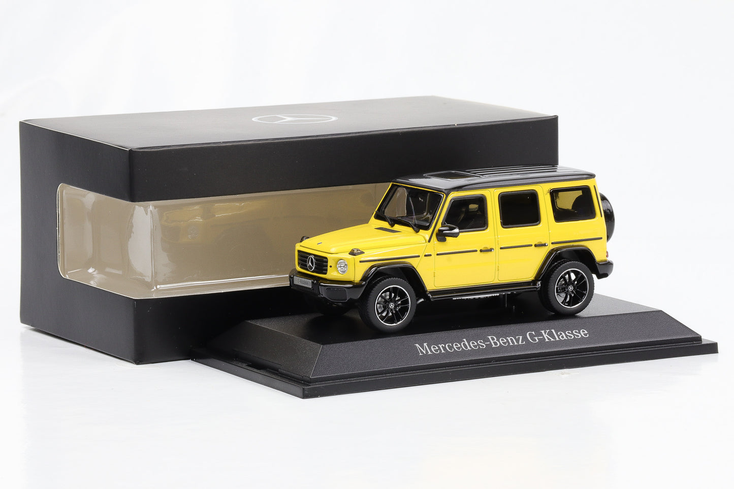 1:43 Norev Mercedes-Benz G-Klasse G500 W463 Sonnengelb Dealer