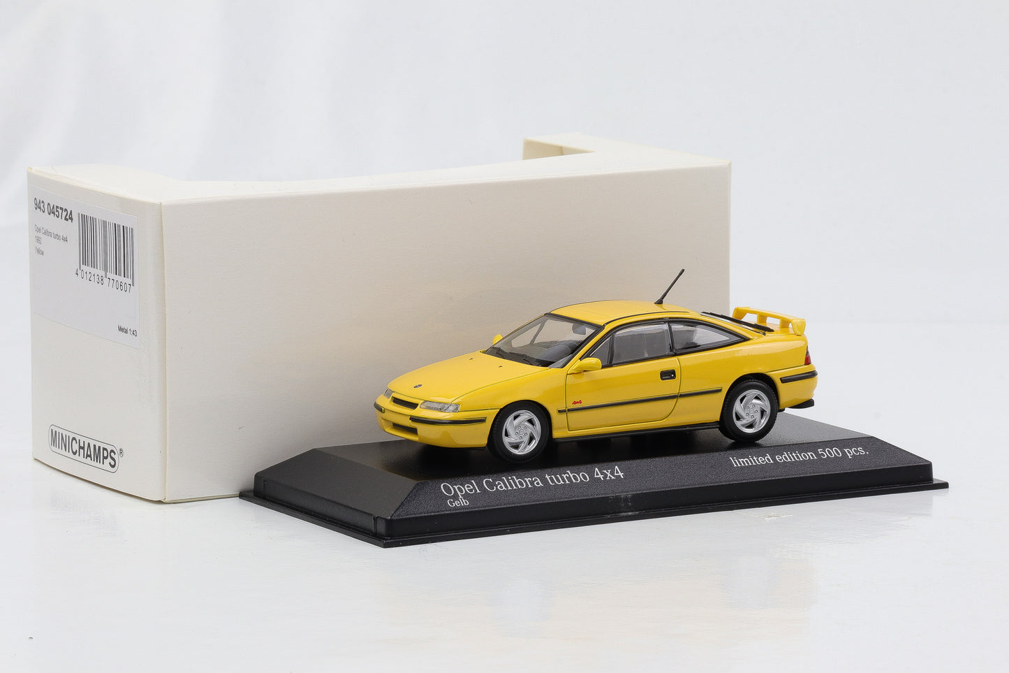 1:43 Minichamps Opel Calibra turbo 4x4 1992 gelb diecast