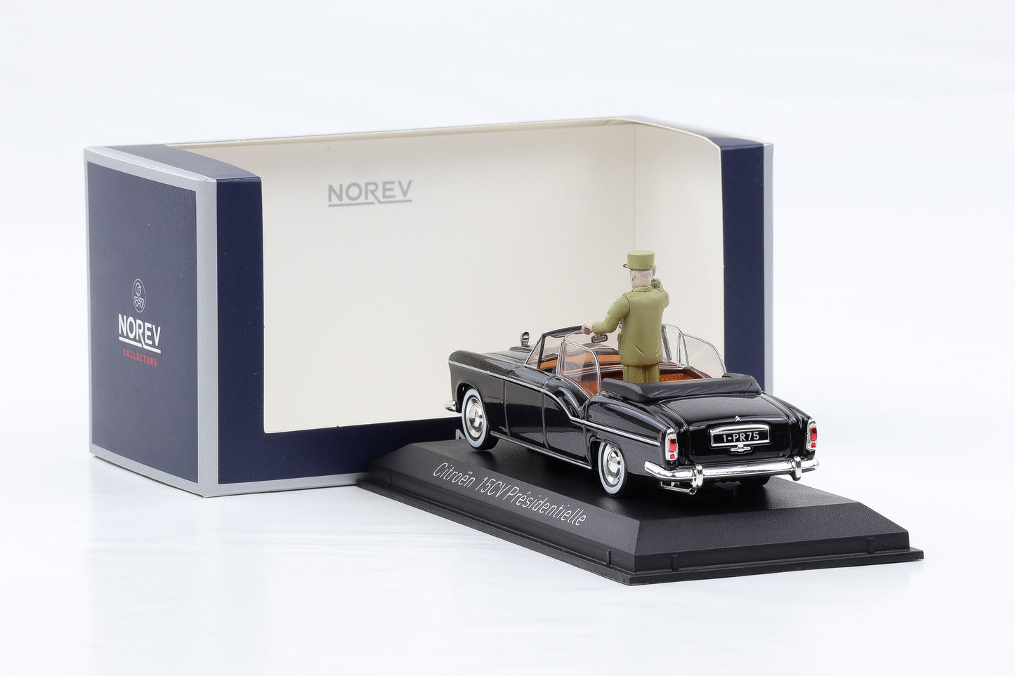 1:43 Norev Citroen 15 CV Presidentielle 1968 De Gaulle Figur 153134