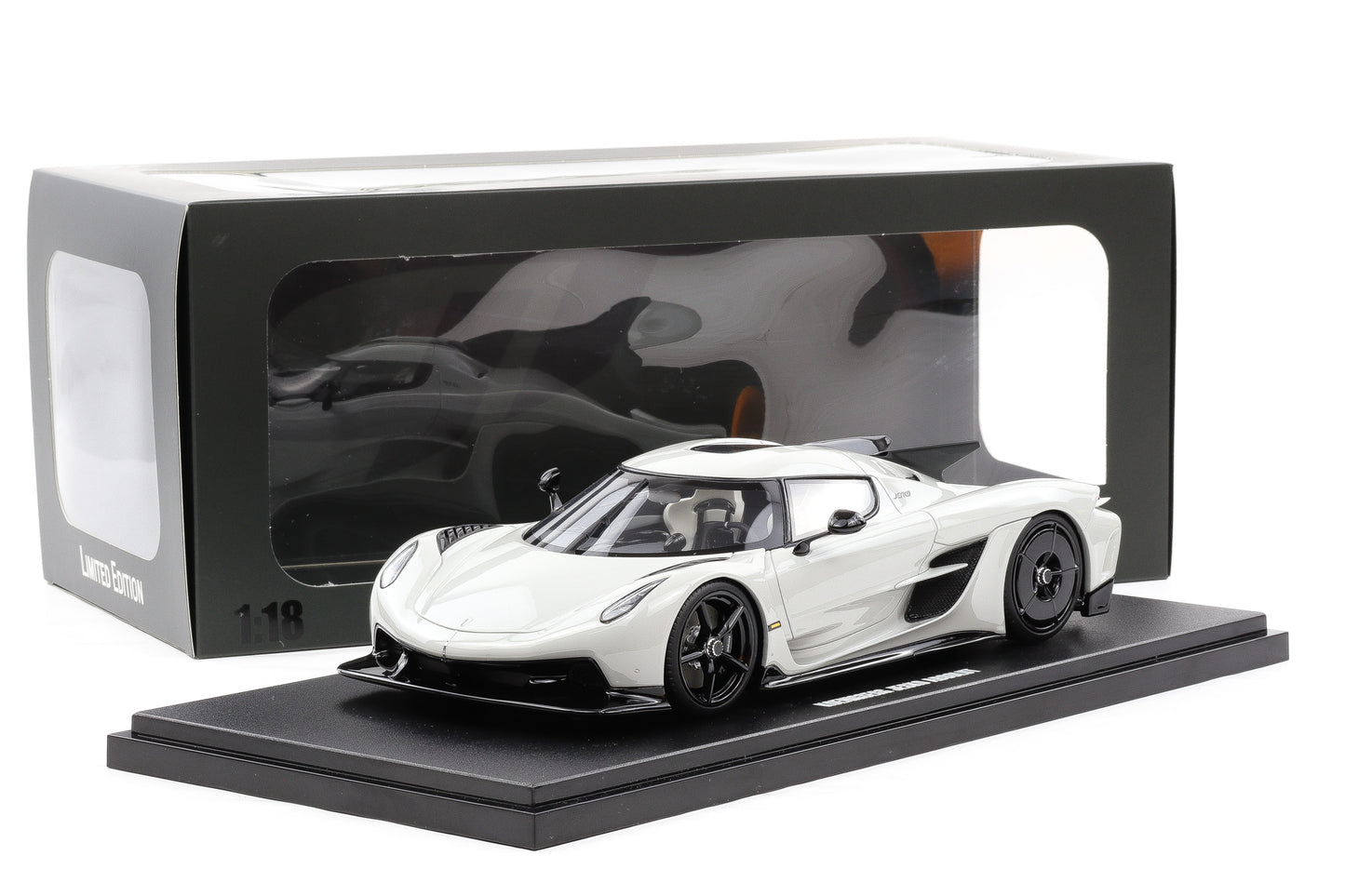 1:18 GT Spirit Koenigsegg Jesko Absolut grau 2022 GT412