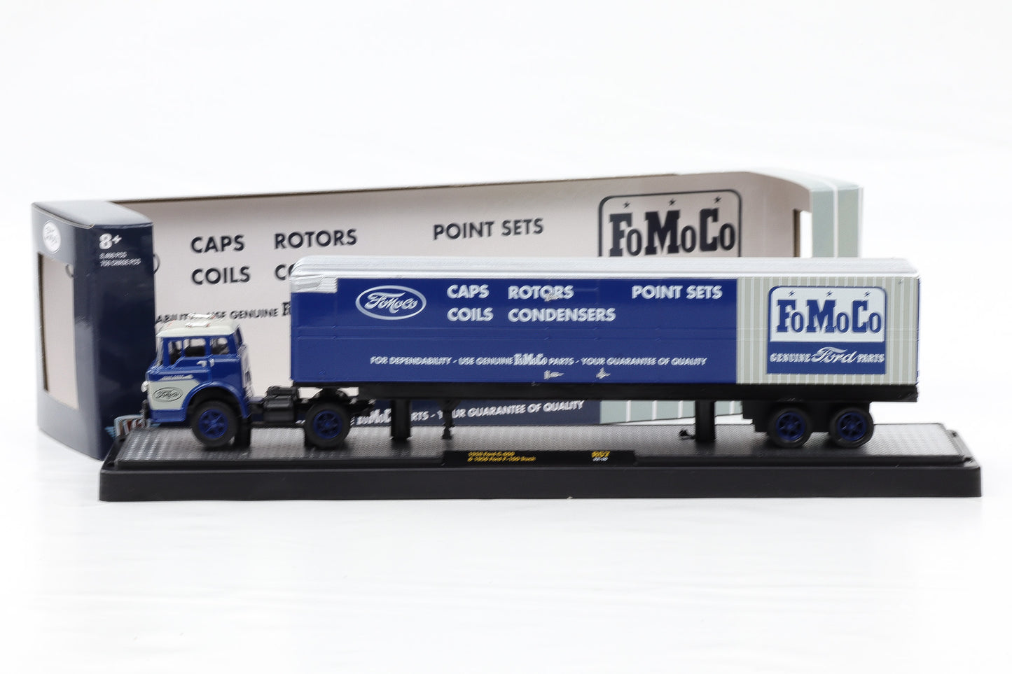 1:64 M2 Ford C-600 1958 & Ford F-100 Truck 1956