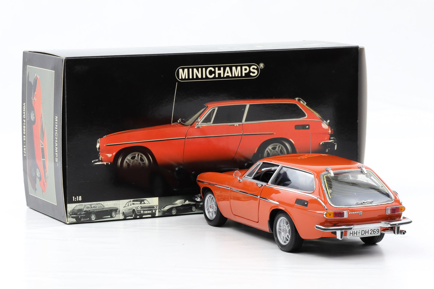 1:18 Minichamps Volvo P1800 ES 1971 orange full opening