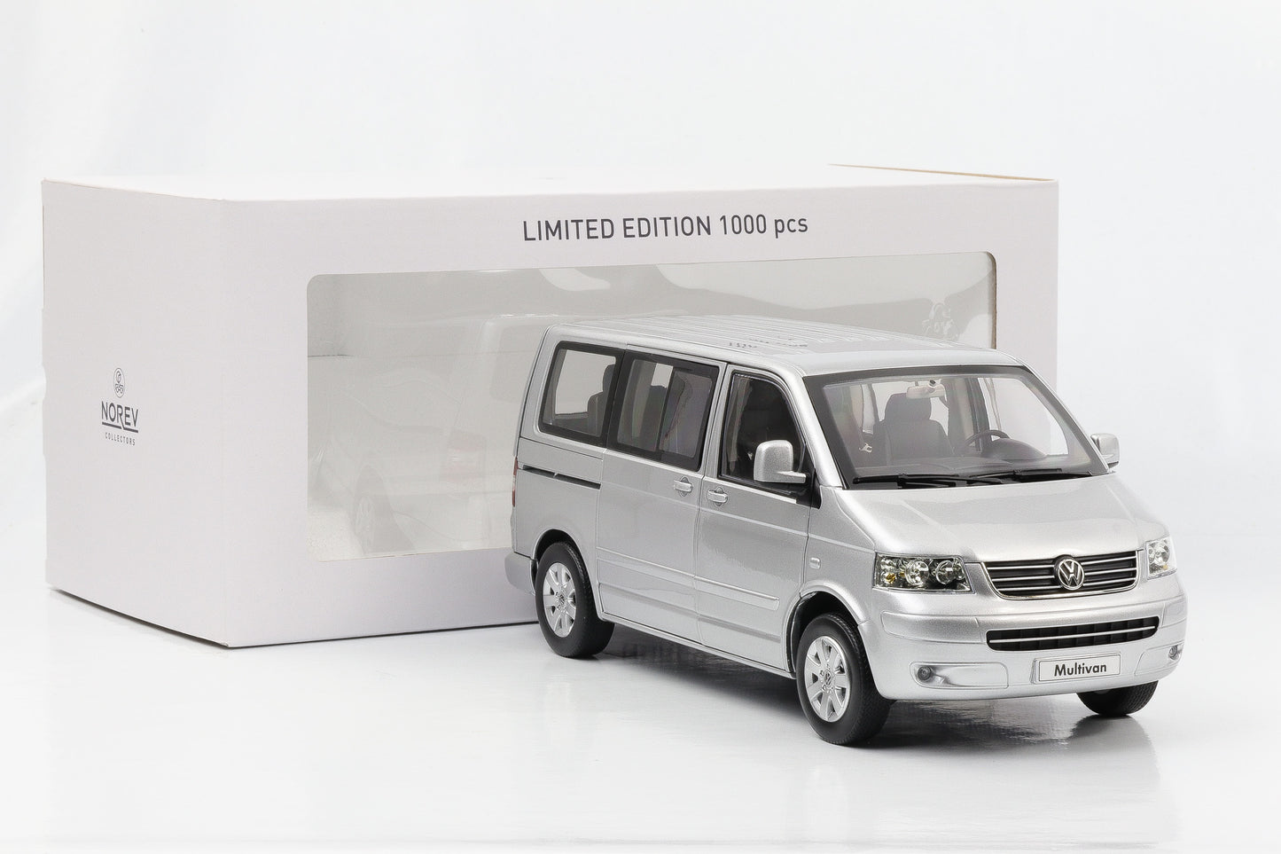1:18 Norev Volkswagen VW T5 Multivan 2003 silber limited
