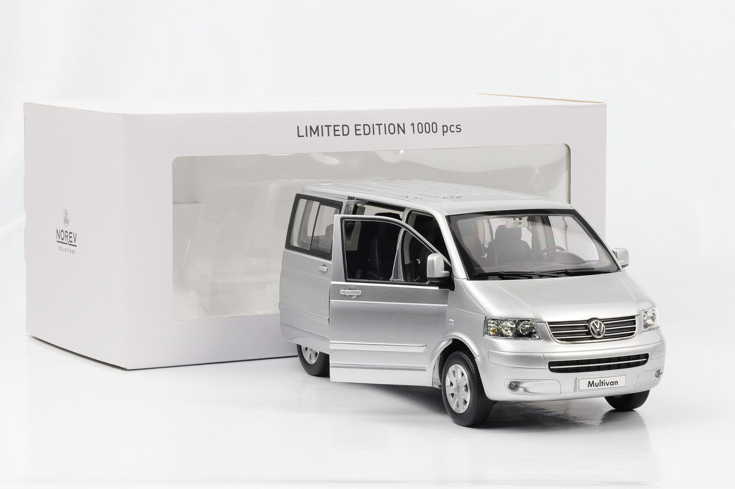 1:18 Norev Volkswagen VW T5 Multivan 2003 silber limited