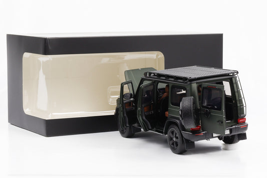 1:18 Norev Mercedes G-Klasse G500 AMG Line W463 Professional Line oliv magno 2024 DEALER