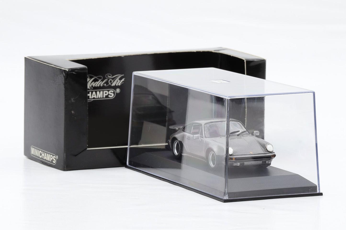 1:43 Minichamps Porsche 911 930 turbo 1977 meteor-metallic