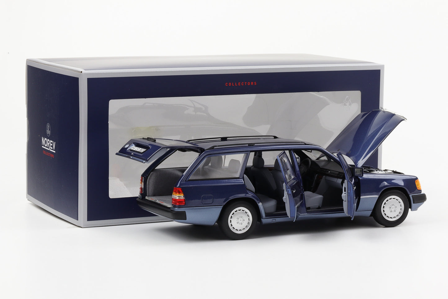 1:18 Mercedes-Benz 300D T-Modell S124 124 1990 nautical blue metallic Norev limited