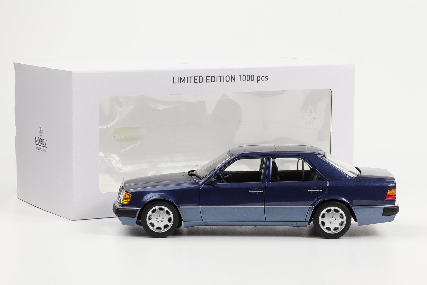 1:18 Norev Mercedes-Benz 500 E W124 5.0 V8 Limousine 1990 nautic blau metallic