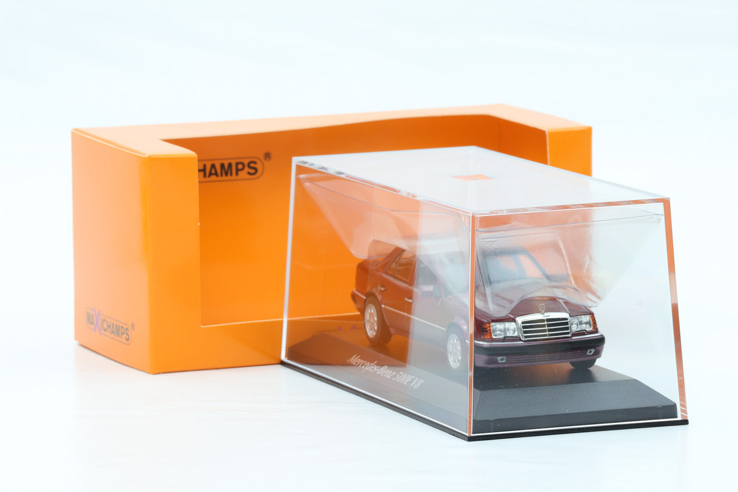 1:43 Minichamps Mercedes-Benz 500E V8 1991 rot metallic Maxichamps