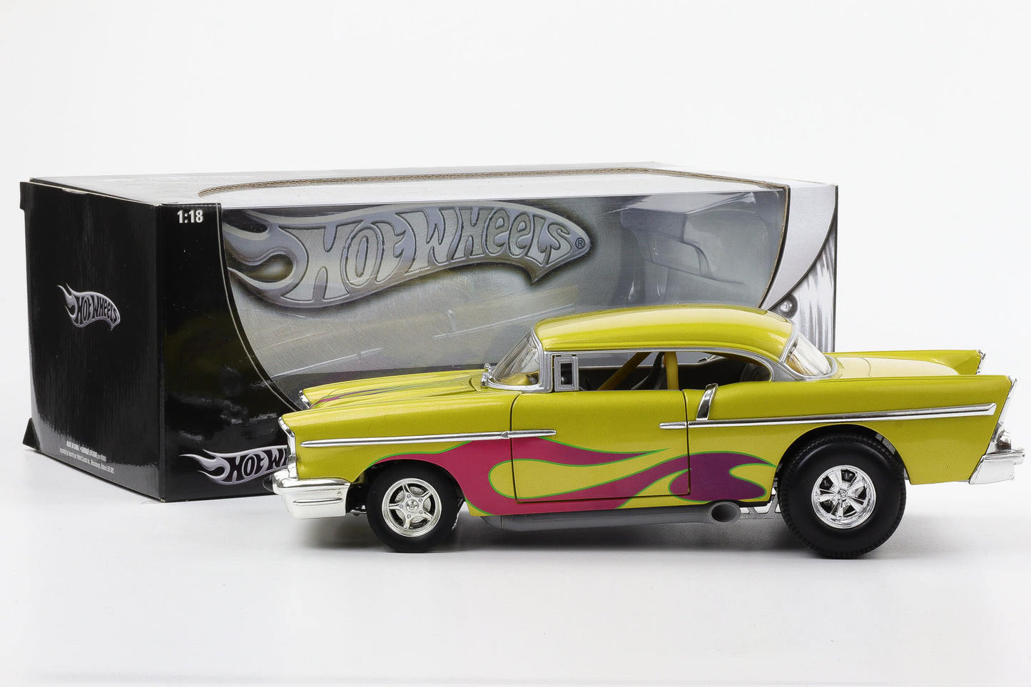 1:18 Hot Wheels 1957 Chevrolet Hot Rod Custom Dragster diecast NEU