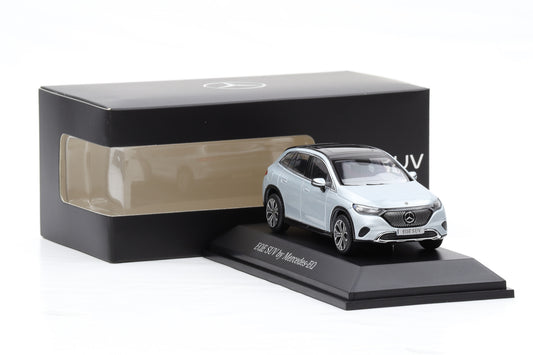 1:43 Spark Mercedes-Benz EQE SUV X294 Hightechsilber 2023 Dealer Acrylbox