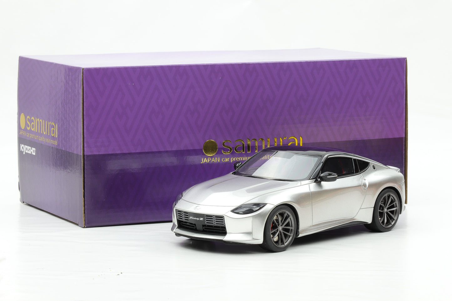 1:18 Kyosho Samurai Nissan Fairlady Z Version ST Coupe silver metallic 2023