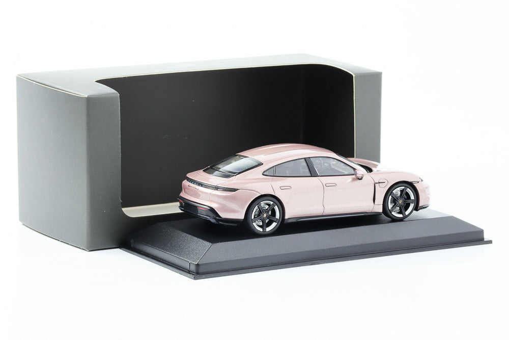1:43 Porsche Taycan Turbo S frozen berry metallic dealer WAP Minichamps