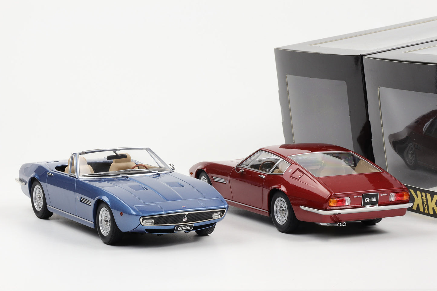 1:18 Maserati Ghibli Coupe Spider Set 1969 rot / blau metallic 1:18 KK-Scale diecast