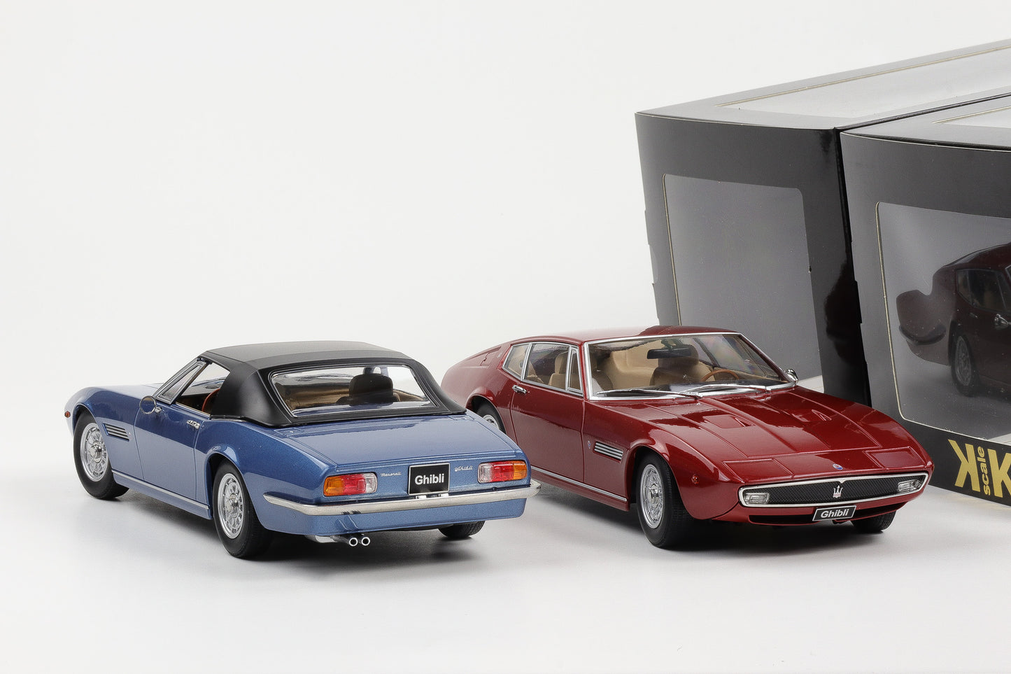 1:18 Maserati Ghibli Coupe Spider Set 1969 rot / blau metallic 1:18 KK-Scale diecast