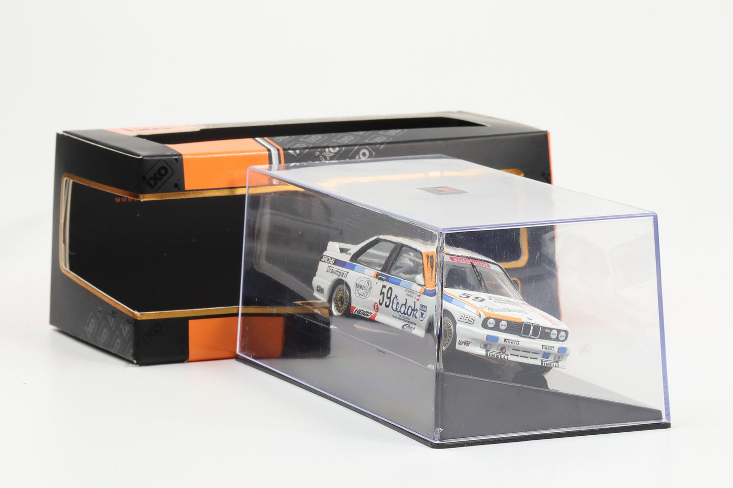1:43 IXO BMW M3 E30 #59 O. Vanicek V. Tomasek ETCC 1988