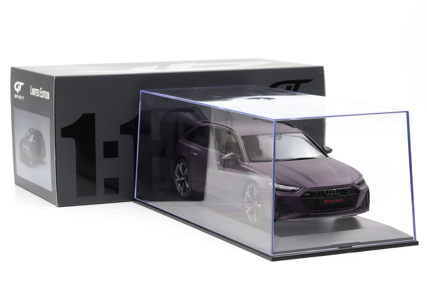 1:18 GT Spirit Audi RS6 C8 Avant 2020 matt purple GT825 + Vitrine