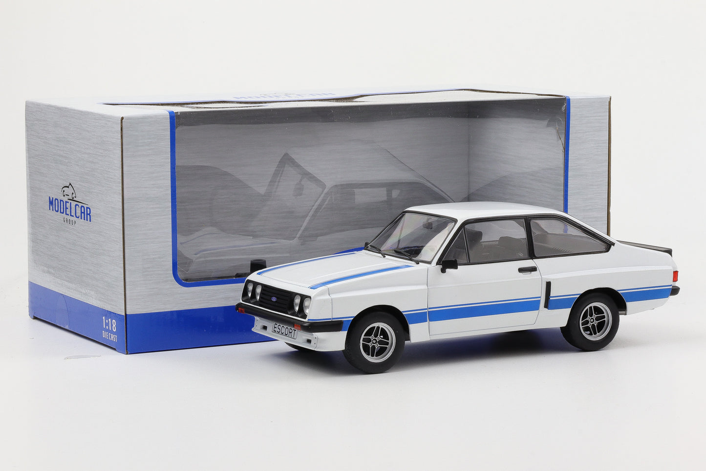 1:18 MCG Ford Escort MK II RS 2000 X-pack weiß mit Streifen Dekor MCG18350