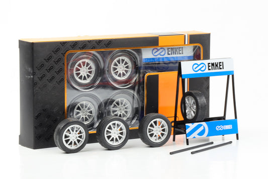 1:18 Räderset Radsatz 4 Felgen 25 mm Set Enkei 36 mm mit Reifen IXO