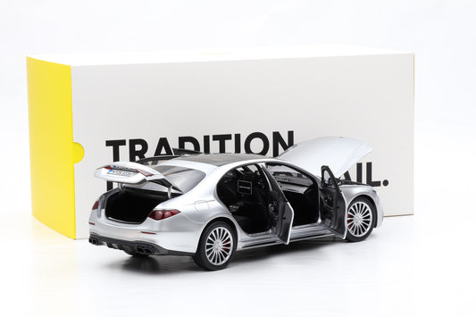 1:18 NZG Mercedes-Benz AMG S 63 E V8 Performance 2022 hightech silver