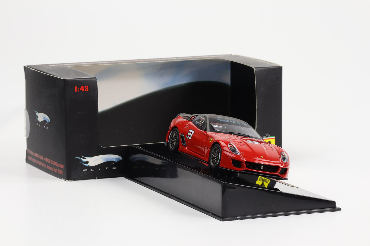 1:43 Hot Wheels Elite Ferrari 599XX 2009 rot mit Carbon Dach #3 T6263