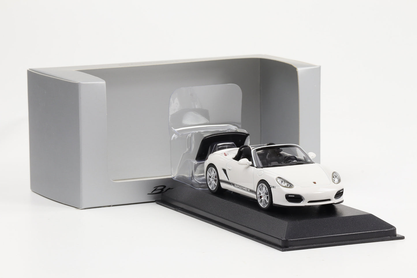 1:43 Porsche Spyder II incl. Verdeck 2010 Carraraweiß Minichamps WAP Dealer